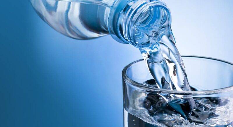 save strokes, stay hydrated playing golf